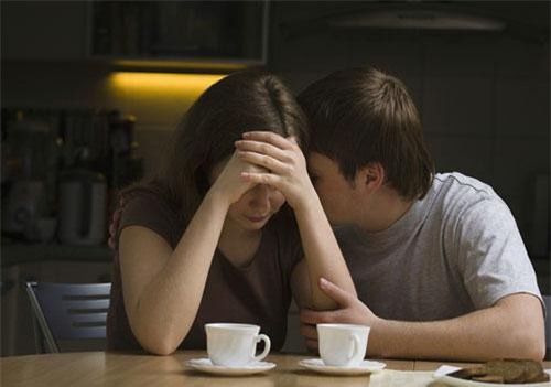 Mẹ chồng cũ từng chửi mắng thậm tệ khi biết tôi ly hôn, nhưng khi gặp lại con trai mình trong bộ dạng rách rưới, bà bật khóc nức nở