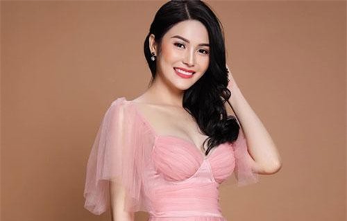 Cô gái nghèo Tây Ninh bị nhà nội khước từ trở thành người nổi tiếng