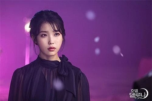 CEO IU trong Hotel Del Luna