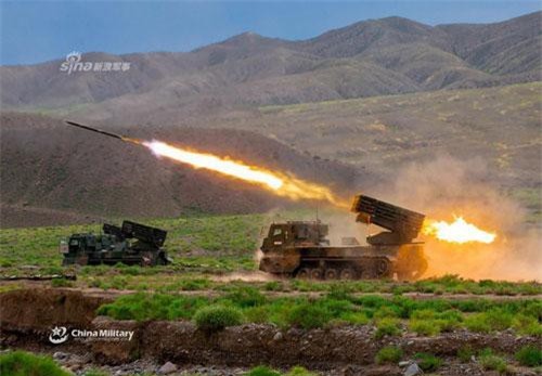 Dàn pháo phản lực khủng nhất Trung Quốc có gì đặc biệt?