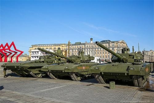 Xe tăng T-14 Armata Nga sẽ phải dùng tạm động cơ của VT4 Trung Quốc?