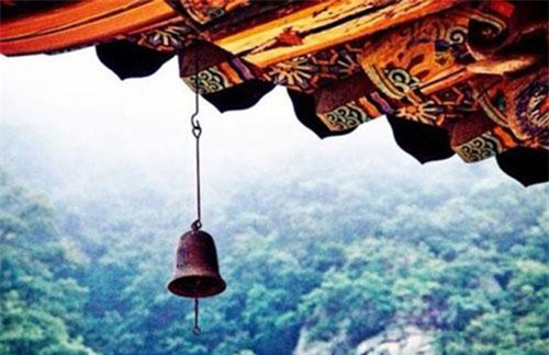 Sống ở đời chớ nên giành giật, mọi sự đã có trời xanh an bài