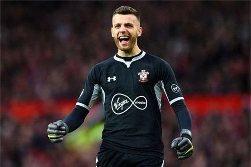 Thủ môn: Angus Gunn (Southampton).