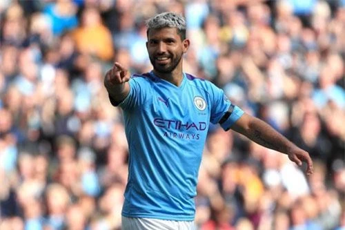 Tiền đạo: Sergio Aguero (Man City).