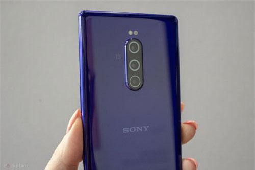 Sony Xperia 1 gây thất vọng về camera, thua cả iPhone 8