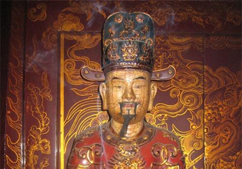 Vị vua Việt mất mạng vì bị mũi tên bắn lén