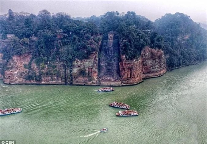 Giat minh diem bao tuong lai khi tuong Phat khong lo nho le-Hinh-6