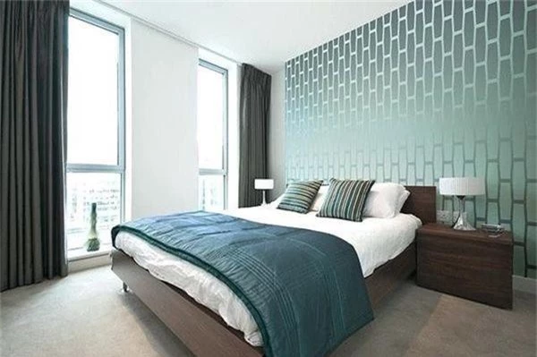 Phòng ngủ nổi bật cho nhà phố hẹp nhờ biến tấu cổ điển và cây xanh - Ảnh 6.