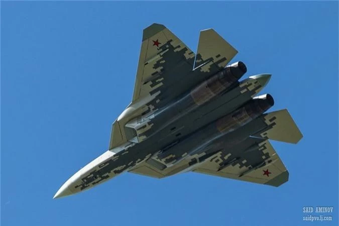 Su-57 Nga tap bay mao hiem ron nguoi truoc them MAKS-2019-Hinh-10