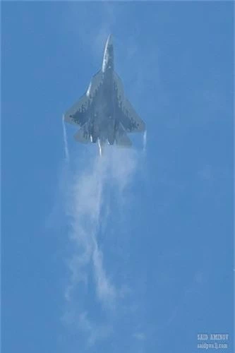 Su-57 Nga tap bay mao hiem ron nguoi truoc them MAKS-2019-Hinh-7