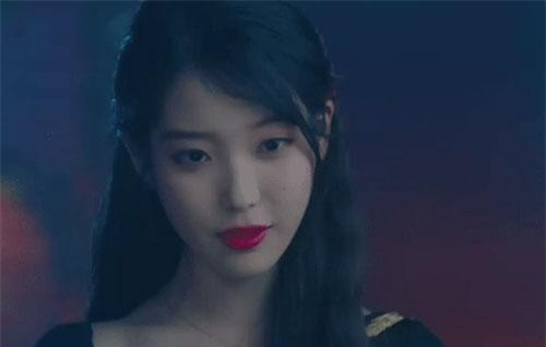 1001 tính xấu của IU ở Hotel Del Luna: Làm sếp thì dở mà cà khịa người ta thì tuyệt đỉnh!