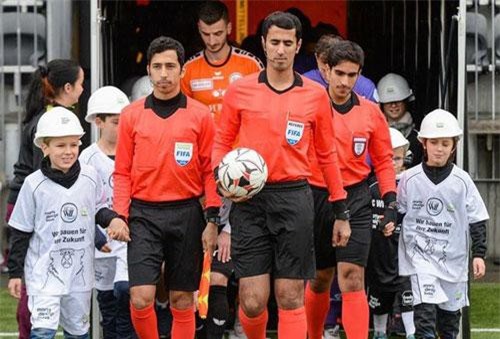 Tr&#x1ECD;ng t&#xE0;i ng&#x1B0;&#x1EDD;i Qatar b&#x1EAF;t ch&#xED;nh tr&#x1EAD;n Th&#xE1;i Lan - Vi&#x1EC7;t Nam