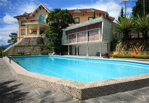 Kh&#xE1;m ph&#xE1; bi&#x1EC7;t &#x111;i&#x1EC7;n si&#xEA;u ho&#xE0;nh tr&#xE1;ng c&#x1EE7;a Tr&#x1EA7;n L&#x1EC7; Xu&#xE2;n