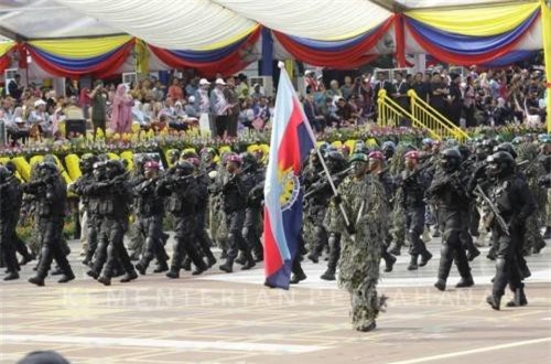 Kinh ngạc “siêu thị vũ khí đa quốc gia” của Quân đội Malaysia