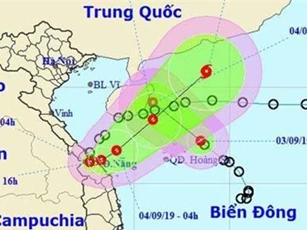 Áp thấp nhiệt đới gần bờ đã vào đất liền Quảng Trị - Thừa Thiên Huế