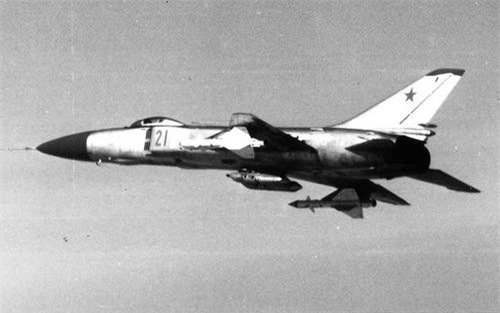 Những lần "lĩnh trái đắng" của chiến đấu cơ Liên Xô khi đi "dằn mặt" NATO