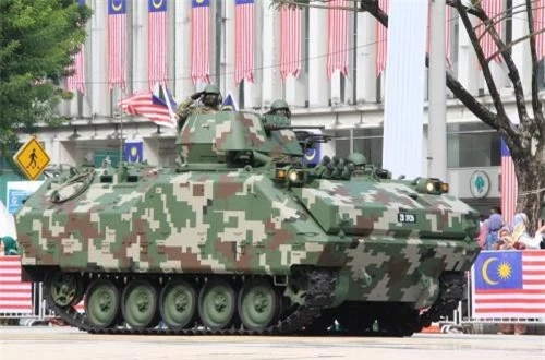  Xe chiến đấu bộ binh ACV 300 Adnan do Thổ Nhĩ Kỳ và Malaysia hợp tác sản xuất. Ảnh: Dambiev
