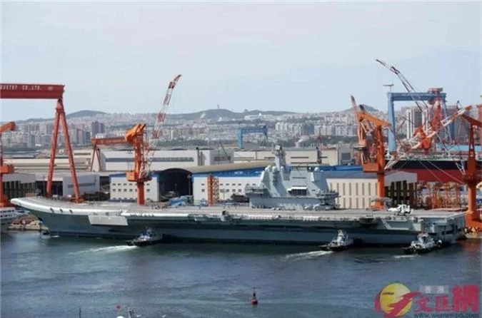 Tiêm kích phản lực đã xuất hiện trên tàu sân bay Type 001A - Hình 3 Tiem kich phan luc da xuat hien tren tau san bay Type 001A-Hinh-3