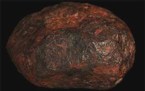 Phát hiện khoáng chất chưa từng thấy trong tự nhiên