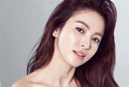 5 tips skincare để làn da căng bóng khiến đồng nghiệp cũng phải ghen tỵ