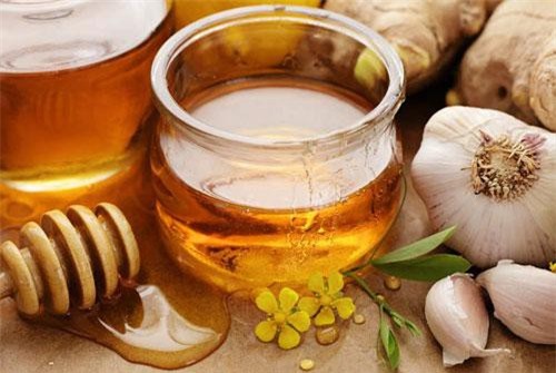 Ăn tỏi với mật ong lúc đói, sau một tuần bạn sẽ thấy điều bất ngờ này xảy ra