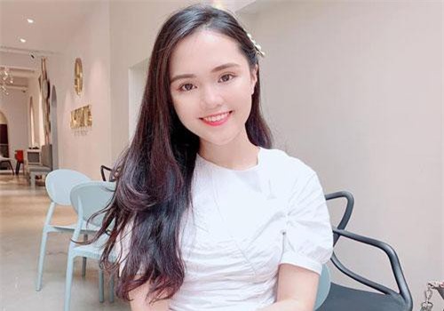 Bạn gái Duy Mạnh mất tài khoản 5 ngày, hacker lấy được món tiền lớn, nhưng thái độ cực "gắt" của Quỳnh Anh mới đáng chú ý