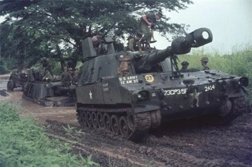 Ra đời vào năm 1963, khẩu pháo tự hành M109 đã được quân đội Mỹ sử dụng để thay thế cho khẩu M44 - khẩu pháo tự hành được quân đội nước này sử dụng từ Chiến tranh Thế giới thứ hai. Nguồn ảnh: Flickr.