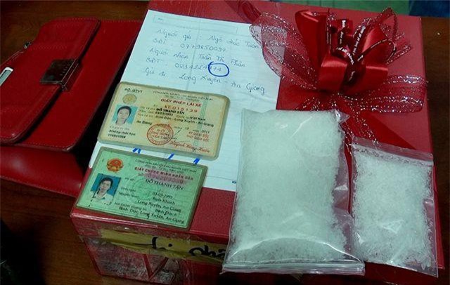 An Giang: Mua bán ma túy, hai cậu cháu “rủ nhau” vào tù