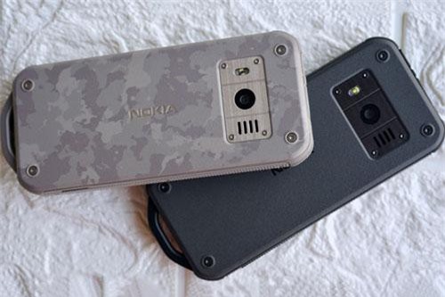 Nokia giới thiệu điện thoại ‘nồi đồng cối đá’, pin chờ 1 tháng