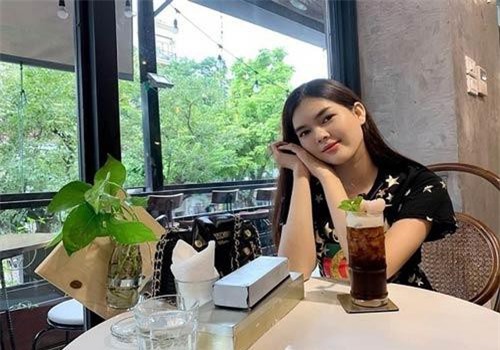 Ngỡ ngàng cuộc sống của người đẹp Ngọc Trinh tự nhận có đời tư trong sạch