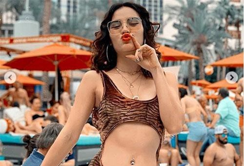 Ph&#x1B0;&#x1A1;ng Trinh Jolie b&#x1EAD;t m&#xED; b&#xED; quy&#x1EBF;t &#x111;&#x1EC3; c&#xF3; body ho&#xE0;n h&#x1EA3;o