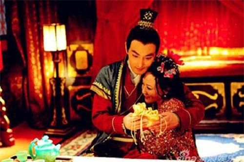 Vị hoàng đế Trung Quốc hoang dâm vô độ, lấy cả mẹ kế và lập nhiều hoàng hậu