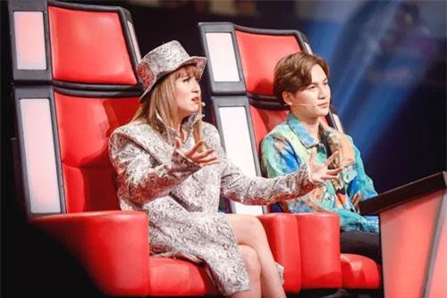 Giọng hát Việt nhí: Luật chơi mới khiến Hương Giang gọi "bão táp", Lưu Thiên Hương thốt lên "khắc nghiệt"