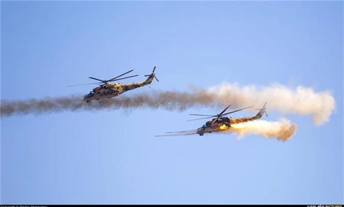 E che o chien truong Syria, truc thang Mi-35M lap tuc bi thay the-Hinh-7