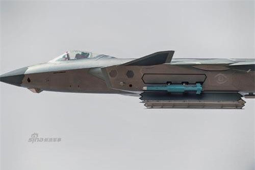 Tiêm kích J-20 ở “chế độ quái thú” khủng cỡ nào?