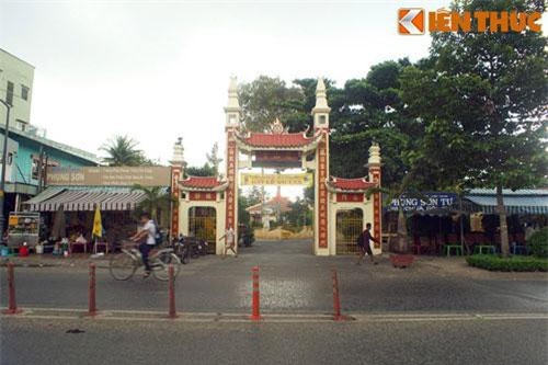 Khám phá ngôi cổ tự lừng danh đất Sài Gòn xưa