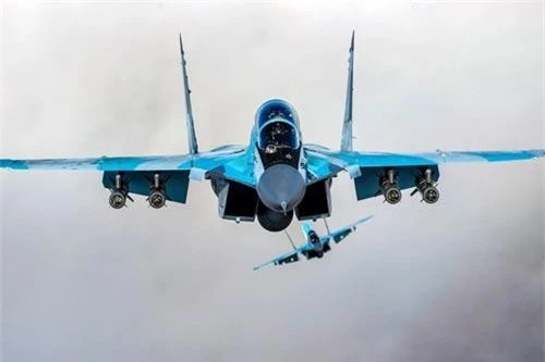 Trả lời báo chí bên lề triển lãm hàng không MAKS-2019, Giám đốc cơ quan hợp tác quân sự - kỹ thuật Liên bang Nga (FMTS) - ông Dmitry Shugayev cho hay, một loạt các quốc gia đã thông báo tới Nga rằng họ muốn mua tiêm kích mới nhất MiG-35. Ảnh: Wikipedia