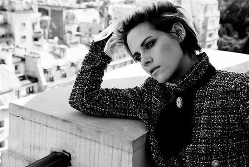 Kristen Stewart: Tự tin, quyến rũ, không sợ tuổi 30