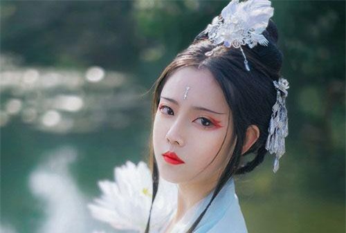 Để khiến Hán Vũ đế thương nhớ cả đời, ca kỹ đẹp tuyệt trần đã làm điều tàn nhẫn này