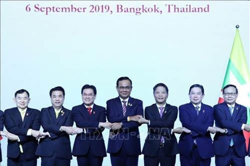 Việt Nam đóng góp tích cực vào hợp tác kinh tế khu vực