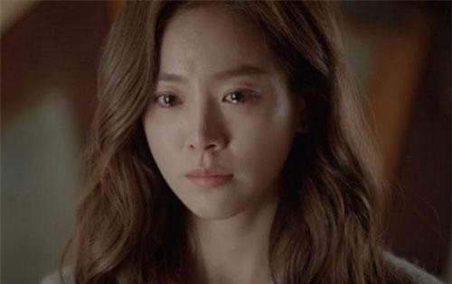 Chị dâu đến nhà, thông báo sự thật về chồng khiến tôi chết lặng