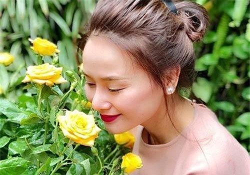 Vợ cũ MC Thành Trung - Sao mai Thu Phượng sau 8 năm ly hôn giờ ra sao?