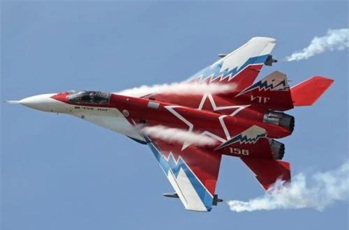 Mặc dù sở hữu công nghệ mới mẻ, đặc biệt là công nghệ động cơ nhưng MiG-29OVT đã không bao giờ được chấp nhận đưa vào trang bị trong Không quân Nga. Ảnh: Airliners.net
