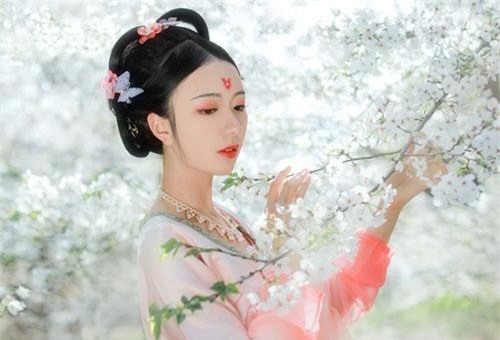 Nhờ thứ 'vũ khí đặc biệt này' mà mỹ nhân bị đuổi khỏi hậu cung vẫn trở lại làm hoàng hậu