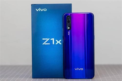 Mở hộp Vivo Z1x: 3 camera sau, chip S712, RAM 6 GB, pin ‘trâu’, giá sốc