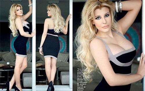 Con gái huyền thoại Argentina "nghiện" ăn vận mát mẻ