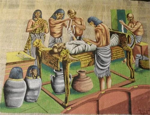 Ai Cập cổ đại nổi tiếng với việc ướp xác giúp bảo quản thi hài người chết còn gần như nguyên vẹn sau hàng ngàn năm.