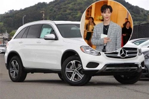 Ca sĩ Erik tậu Mercedes-Benz GLC 300.