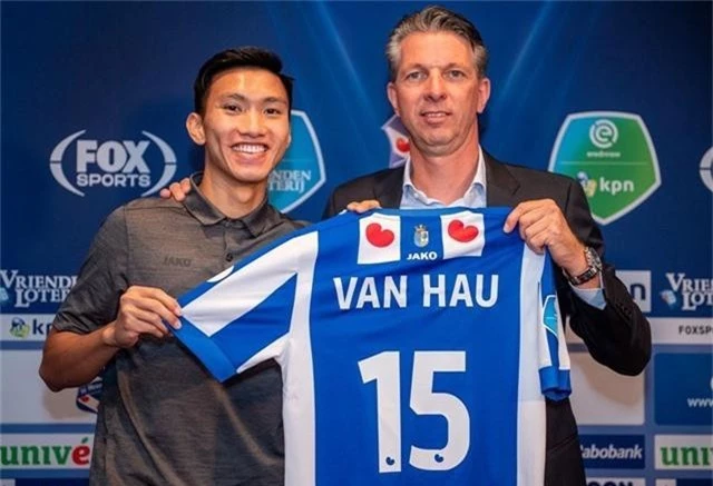 FC Hà Nội xác nhận Văn Hậu nhận lương 450 nghìn euro/năm - 2