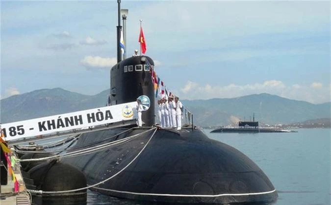 Sức mạnh tên lửa Kalibr Việt Nam kết hợp tàu ngầm Kilo - Hình 2 Suc manh ten lua Kalibr Viet Nam ket hop tau ngam Kilo-Hinh-2